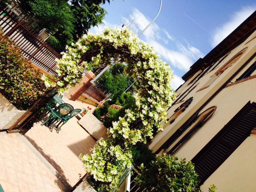 Hotel 2000 Fabriano Exterior photo